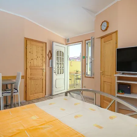 Apartment Sweet